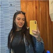 Estudiante joven y agradable con B2 en inglés, experta en árabe y en español para extranjeros